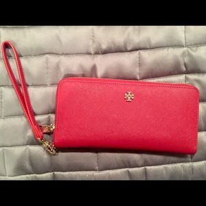 Tory Burch York passport wallet